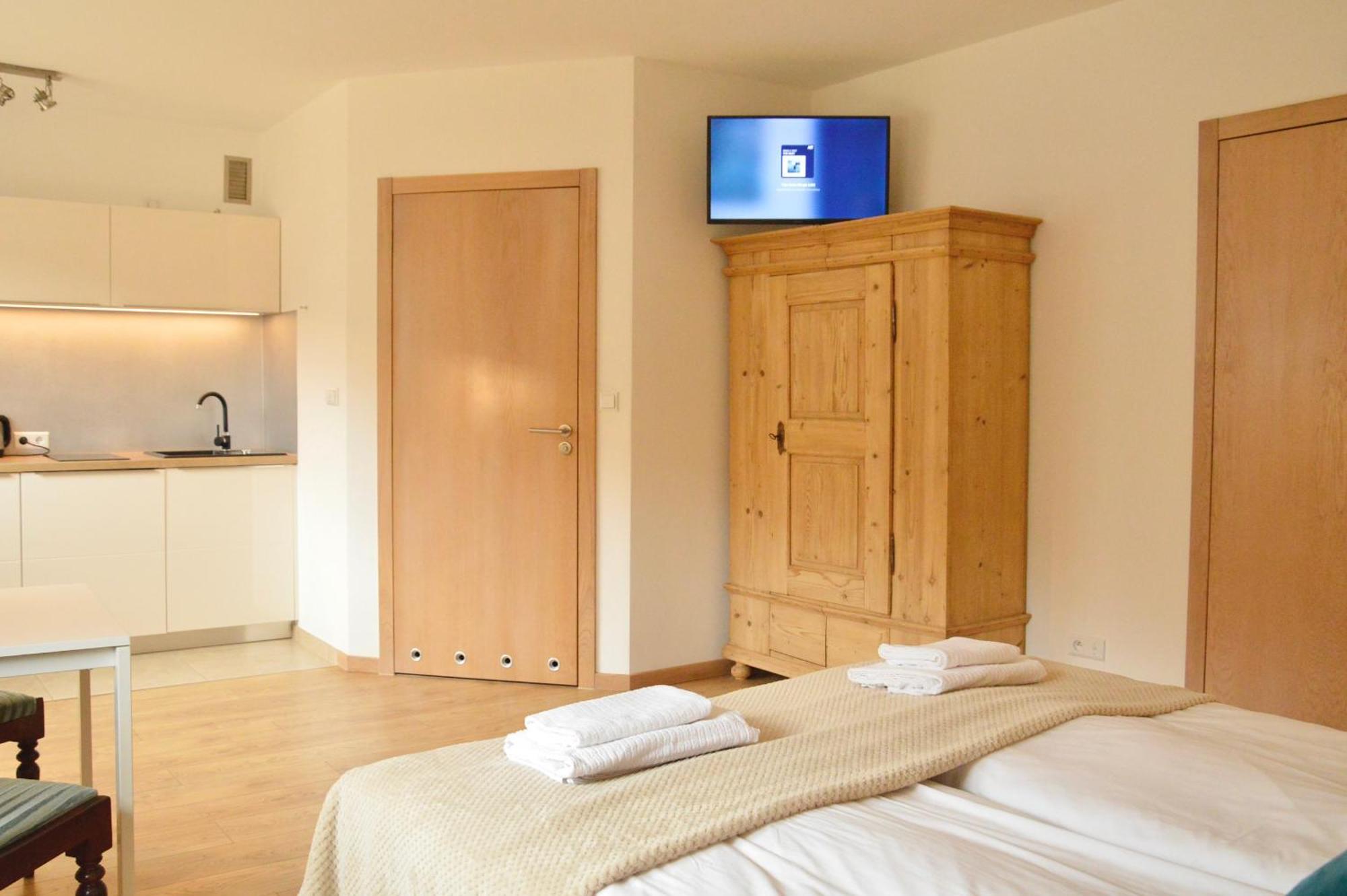 Apartamenty Agroturystyczne Papiernia Niedźwiedź Exteriör bild