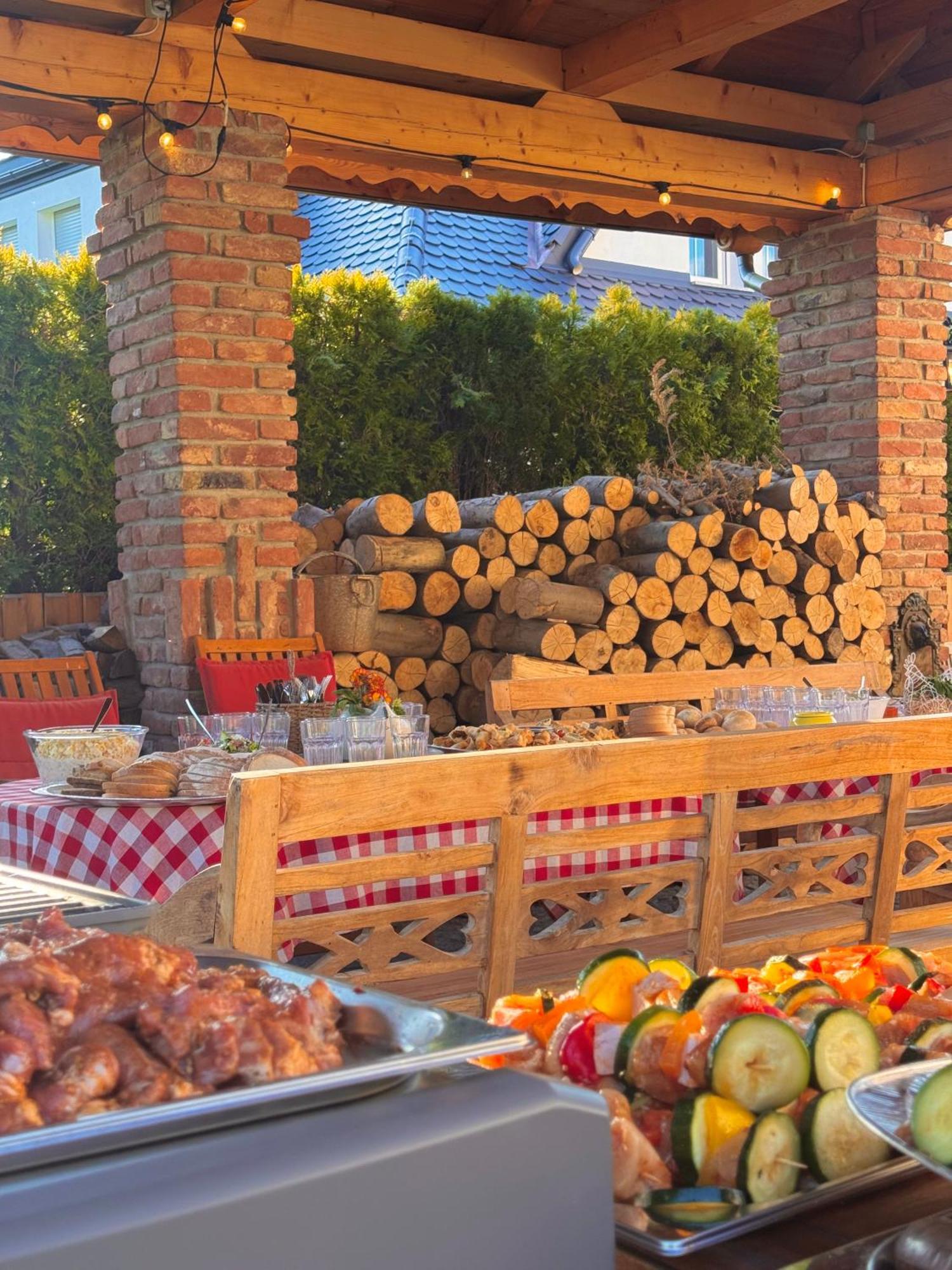 Apartamenty Agroturystyczne Papiernia Niedźwiedź Exteriör bild